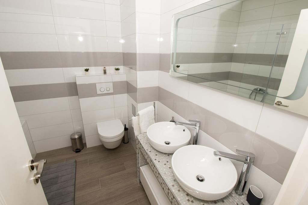 Lct Apartment Laura Omis Ngoại thất bức ảnh