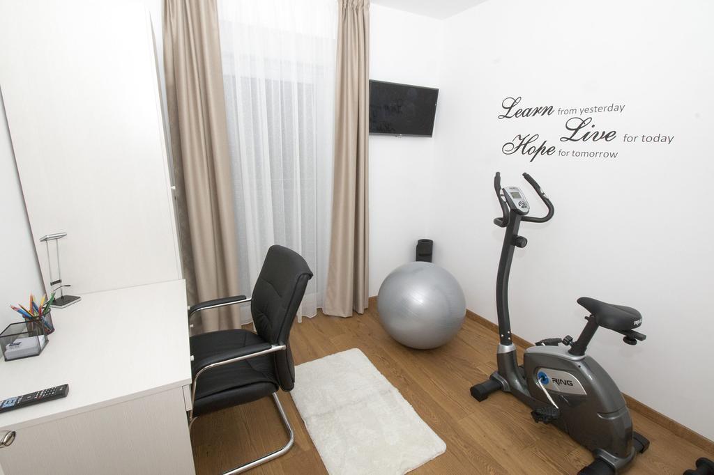 Lct Apartment Laura Omis Ngoại thất bức ảnh