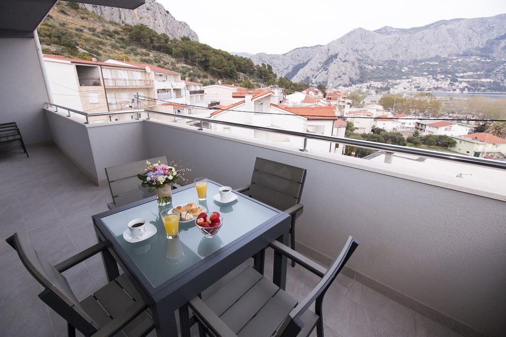 Lct Apartment Laura Omis Ngoại thất bức ảnh