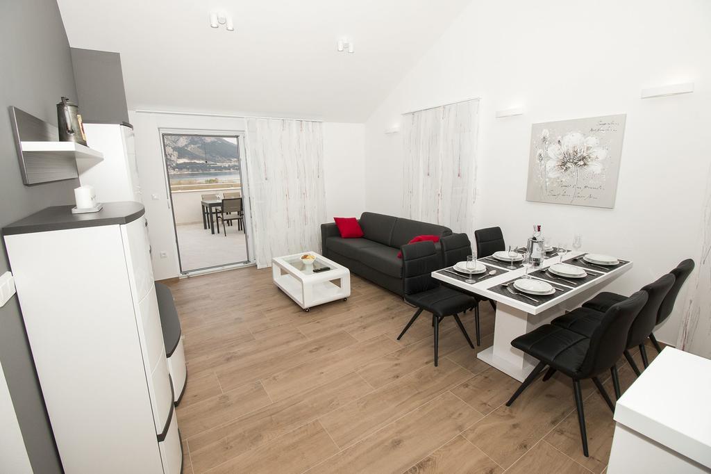 Lct Apartment Laura Omis Ngoại thất bức ảnh